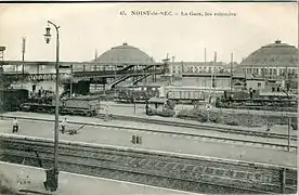 Les rotondes du dépôt de Noisy-le-Sec, avant la Première Guerre mondiale.