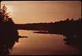 Branche nord de la rivière Moose vue du pont de Thendara, coucher de soleil, 1973
