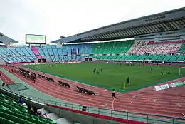 Habitué à jouer au Nagai Ball Gall Field, le Cerezo reçoit spécialement le rival Gamba au Stade Nagai (photo)