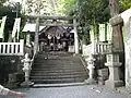 Devant le sanctuaire Nakanotake.