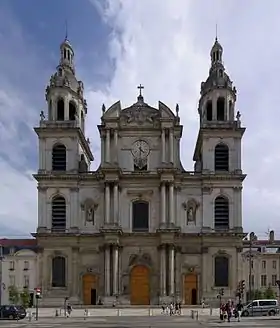 La cathédrale Notre-Dame-de-l'Annonciation de Nancy sur la place Monseigneur-Ruch.