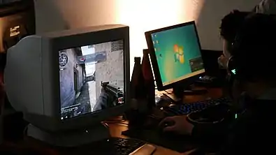 L'écran d'un joueur CS:GO avec tous les éléments principaux.