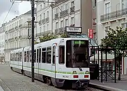 Rame 302 à Gare SNCF sans caisson central en 1992