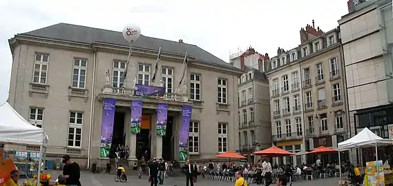 L'ancien Palais de la Bourse