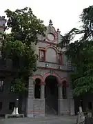 Détail du bâtiment historique du musée.