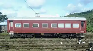 Voiture réservée aux ingénieurs.