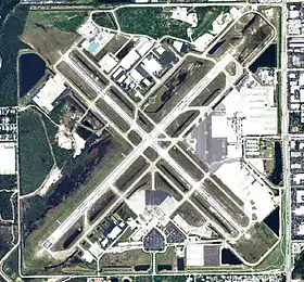 Image illustrative de l’article Aéroport municipal de Naples