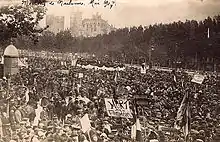 Les manifestants de Narbonne écoutant les orateurs.