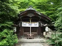 Nashinoki-jinja.