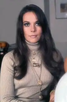 L'actrice Natalie Wood chez elle à Londres en 1973.