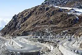 Col de Nathu La sur l'axe routier entre l'Inde et la Chine.