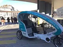 Navette vélo taxi aux HUG.