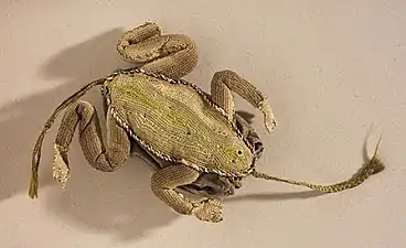 Porte-aiguilles en forme de grenouille. Angleterre, XVIIe siècle