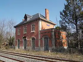 Photographie représentant la gare du village de Ners.