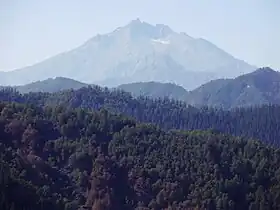 Vue du volcan depuis la cordillère de Linares.