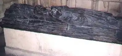 Le gisant de Yolande de Bourgogne, comtesse de Nevers