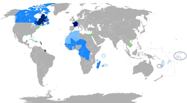 Le français dans le monde : bleu foncé : langue maternelle ; bleu : langue administrative ; bleu clair : langue de culture ; vert : minorités francophones