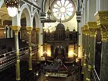 Intérieur de la Nouvelle synagogue de West-End à Londres.