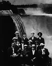 Première réunion du Niagara Movement, organisation afro-américaine pour les droits civiques, en 1905