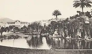 Le bassin aux cygnes et la grotte vers 1917