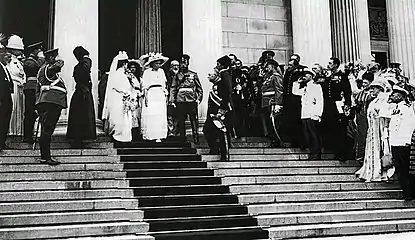 Inauguration du « musée Alexandre-III » en 1912, en présence de la famille impériale et des fondateurs, Ivan Tsvetaiev et Youri Nietchaiev-Maltsov.