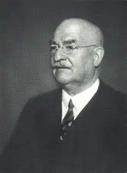 Carl Duisberg chimiste et grand patron de l'industrie allemande, favorable au régime Nazi, vers 1930.
