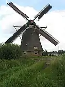 Vue d'ensemble du moulin.