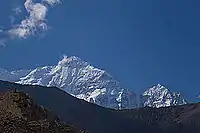 Vue sur le Nilgiri Nord depuis le pont.