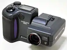 Description de l'image Nikon COOLPIX 995.jpg.