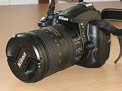 D5000 avec zoom 18-200.