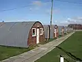 Nissen Huts à Altcar Training Camp, Hightown, Merseyside, toujours en service en 2019. Ils sont souvent utilisés comme lieux de tournage, y compris le drame Russell T Davies 2019 Years and Years.