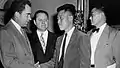 No Kum-sok rencontrant le vice-président des États-Unis Richard Nixon en mai 1954.
