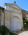 Porche de la ferme du marquisat de Nointel, près de la mairie.