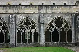 Le cloître.