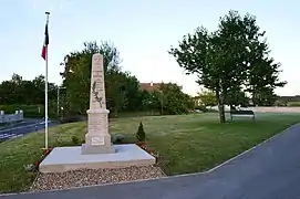 Le monument aux morts.