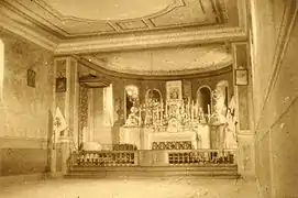 L'intérieur de l'église Saint-Alexandre d'Orosh en 1905