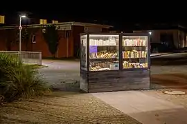 Boîte à livres à Onnen-Visser-Platz, Norderney, (Allemagne)