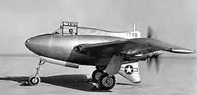 Chasseur expérimental XP-56 (1943).