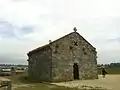 La chapelle faisant partie du château.