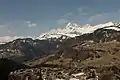 Notre-Dame-de-Bellecombe et le Mont Charvin.