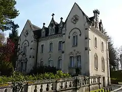 Le manoir de Sanilhac (ancien couvent).