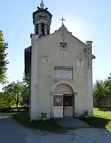 La Chapelle de Bon Rencontre, construite sur le lieu de l'apparition de la Vierge.