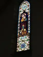 Vitrail à sainte Marie Madeleine, mur est du croisillon nord du transept.