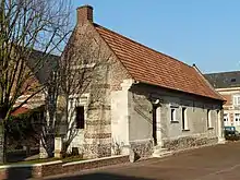 Photographie montrant l'ancienne malterie, aujourd'hui bibliothèque municipale