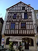 Maison à colombages de Noyers-sur-Serein