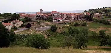 Le village de Nozières