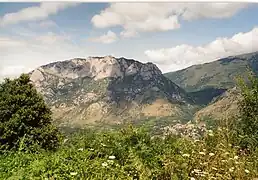 Le Quié de Sinsat (1484m) vu depuis l'ascension du plateau de Beille