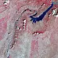 Vue satellite du réservoir de Nourek, NASA 2007.