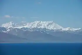 Vue depuis les abords du lac Namtso.