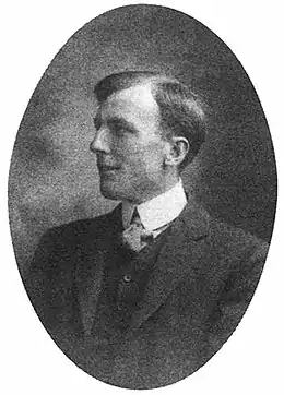 Portrait d'O. G. S. Crawford en 1912.